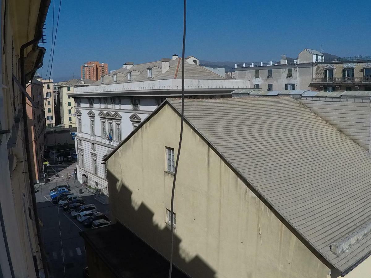 Dietro Il Teatro Modena Genova Kültér fotó